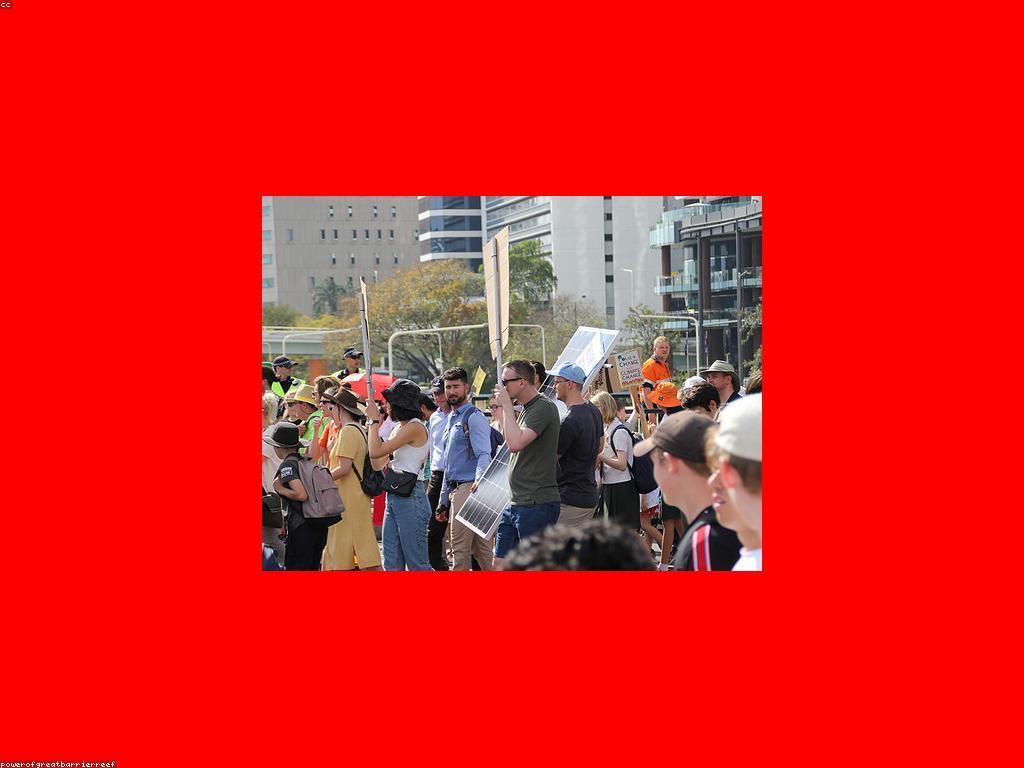 និន្ទានិងទសកភាពសំខាន់របស់ព័ត៌មានថ្មីៗ